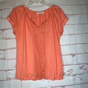 Cato Size Large Woman Coral Cap Sleeve With Crochet insert slub knit top